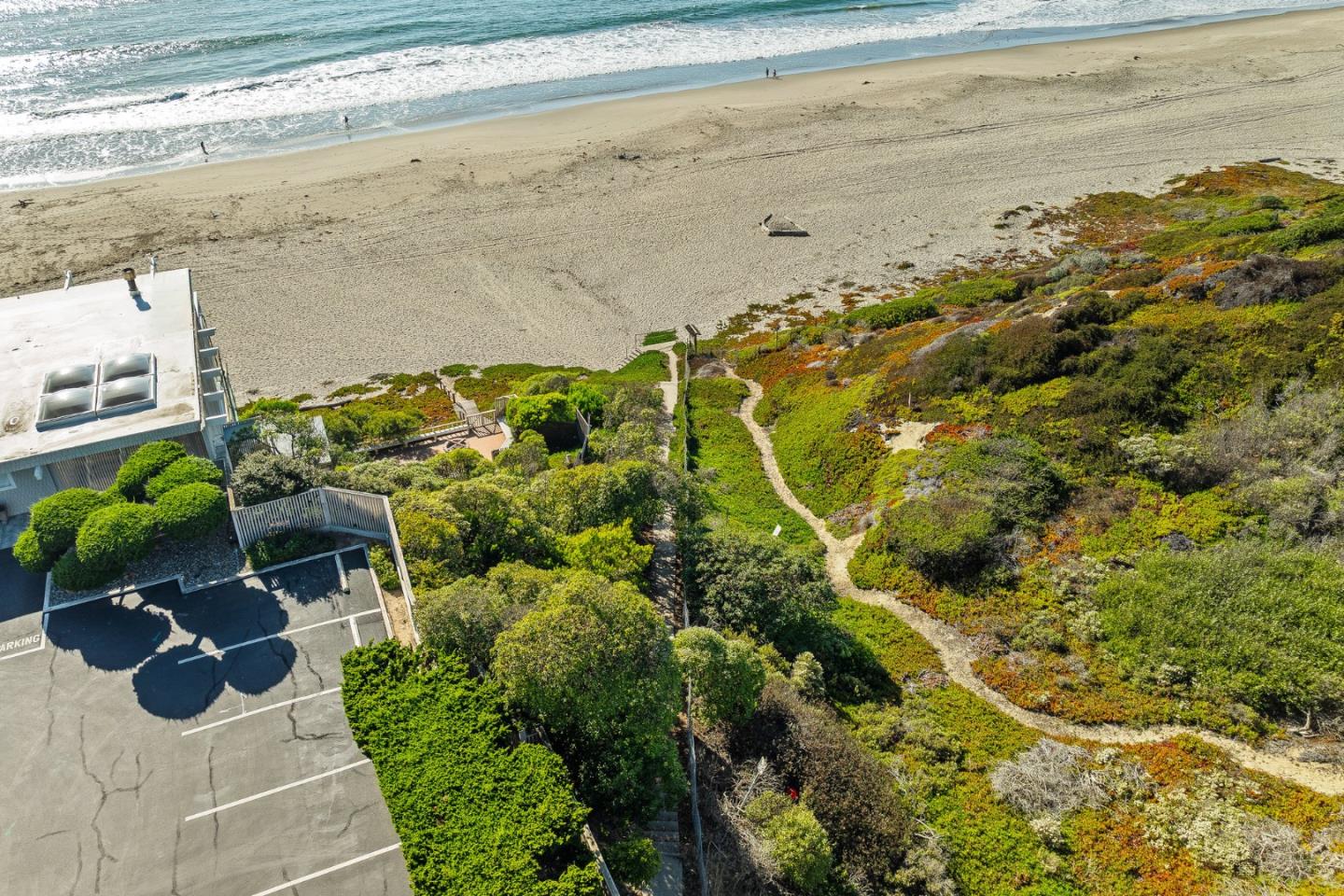 Detail Gallery Image 18 of 24 For 115 Oceanview Dr, La Selva Beach,  CA 95076 - 3 Beds | 2 Baths