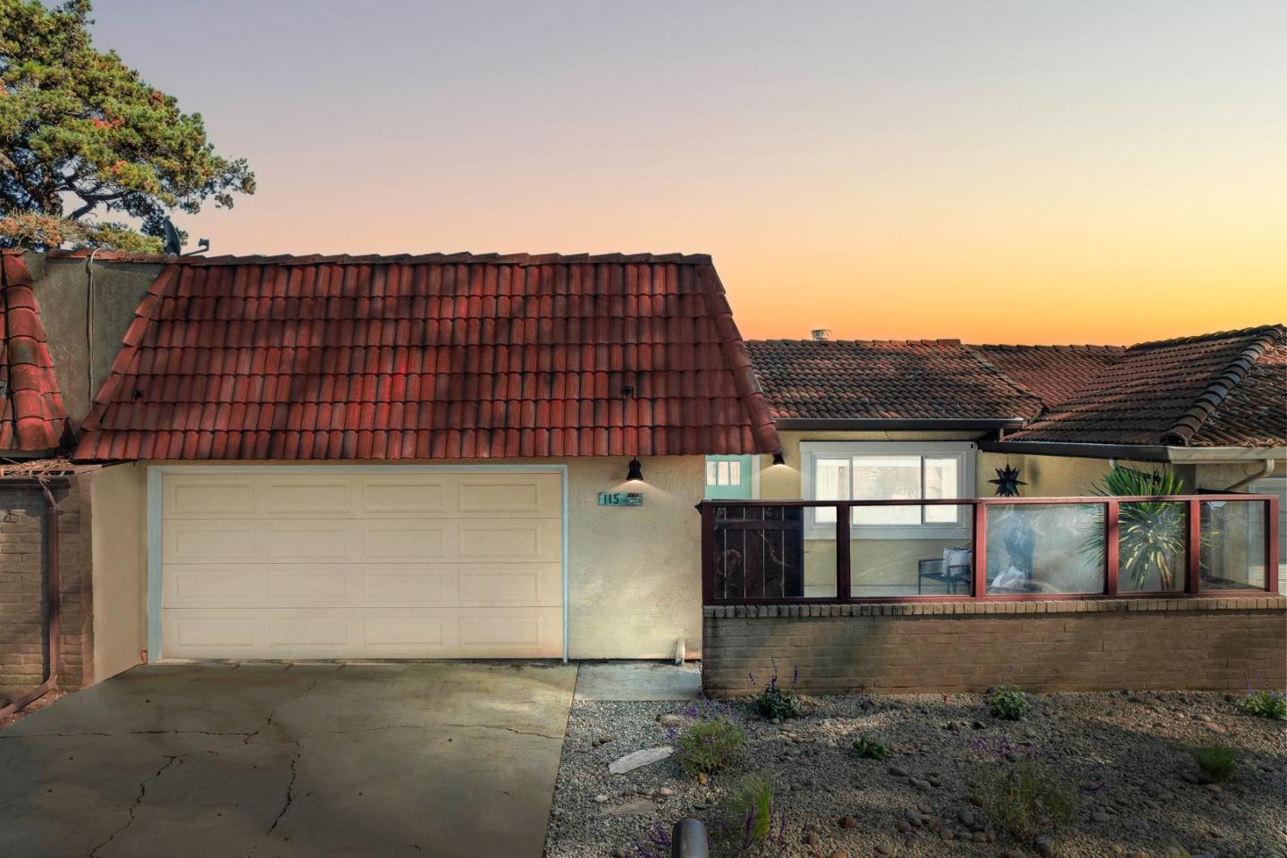 Detail Gallery Image 3 of 24 For 115 Oceanview Dr, La Selva Beach,  CA 95076 - 3 Beds | 2 Baths