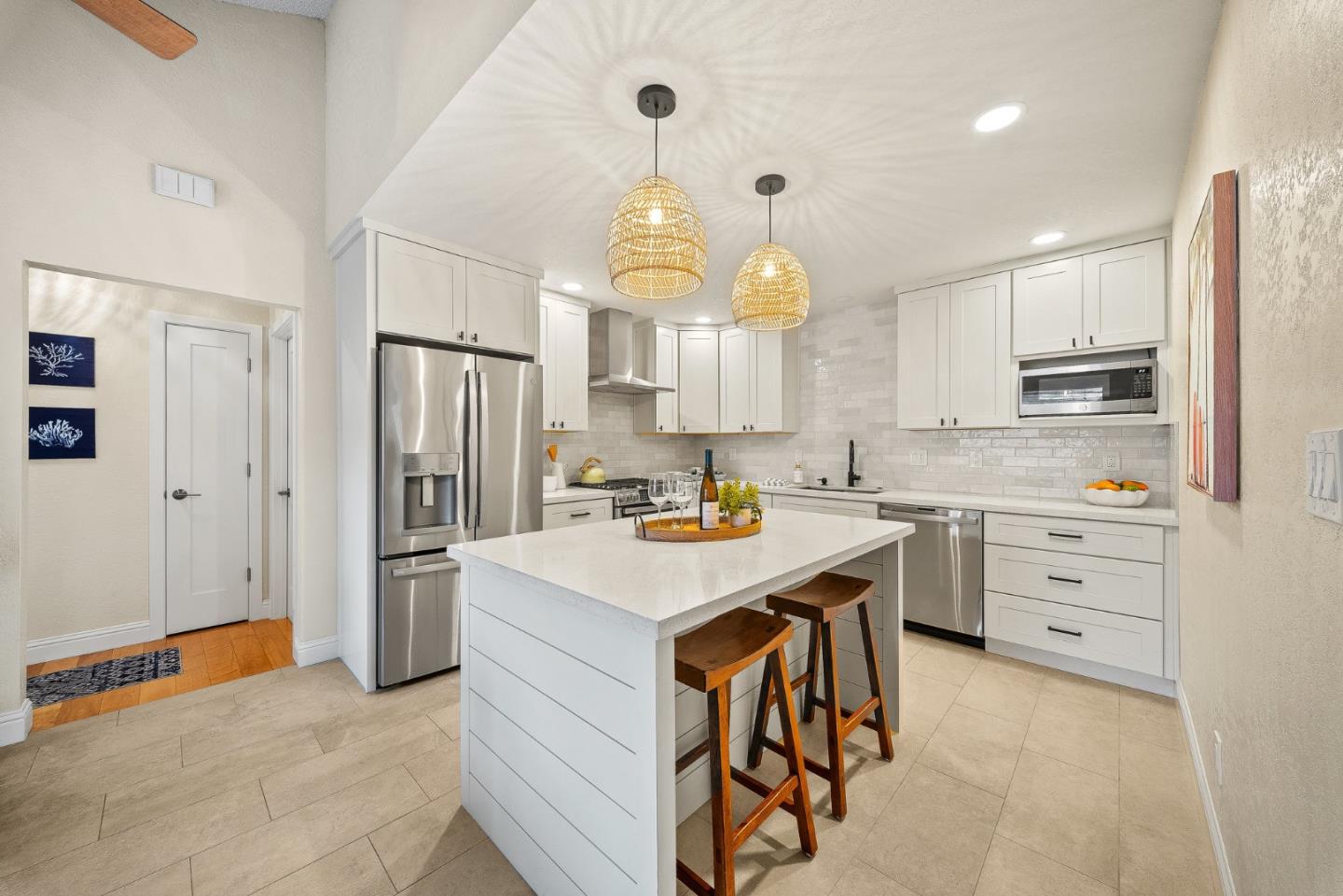 Detail Gallery Image 8 of 24 For 115 Oceanview Dr, La Selva Beach,  CA 95076 - 3 Beds | 2 Baths