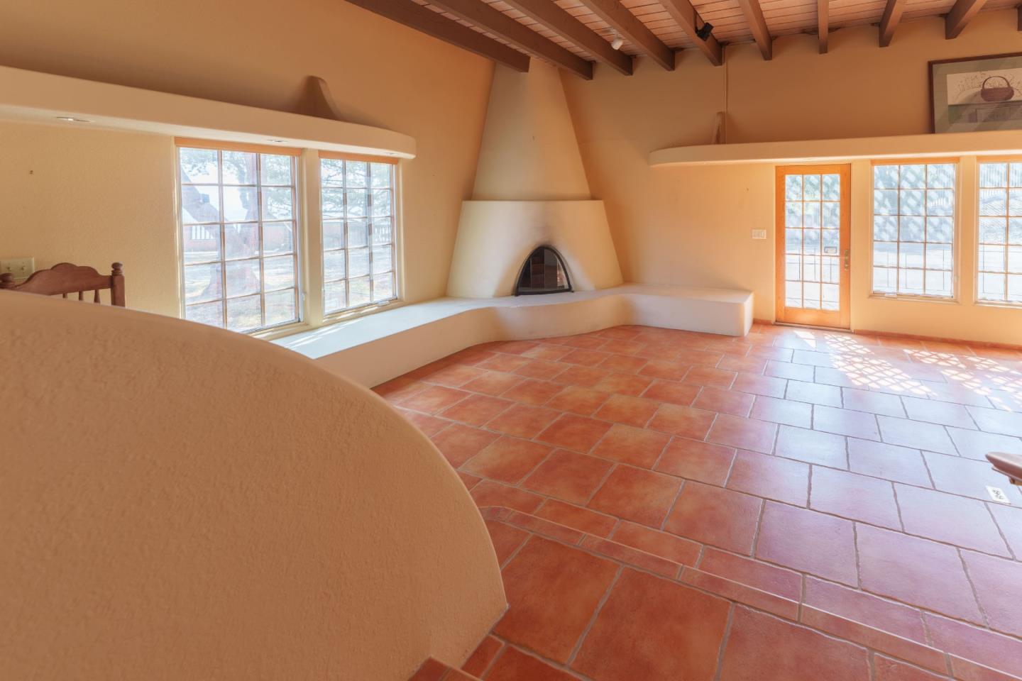 Detail Gallery Image 19 of 33 For 1352 River Rd, Salinas,  CA 93908 - 5 Beds | 3/1 Baths