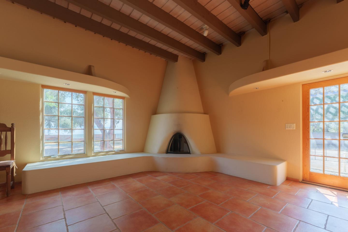 Detail Gallery Image 20 of 33 For 1352 River Rd, Salinas,  CA 93908 - 5 Beds | 3/1 Baths