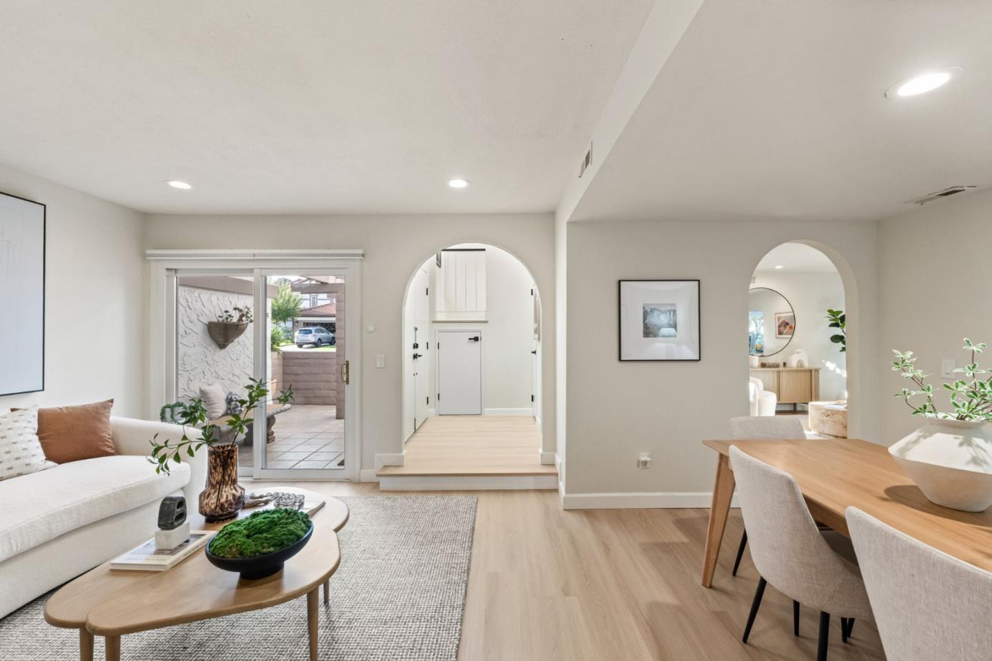 Detail Gallery Image 11 of 59 For 112 El Olivar, Los Gatos,  CA 95032 - 4 Beds | 2/1 Baths