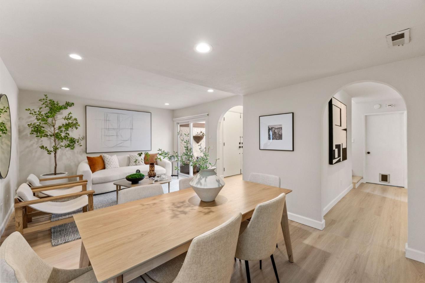 Detail Gallery Image 8 of 59 For 112 El Olivar, Los Gatos,  CA 95032 - 4 Beds | 2/1 Baths