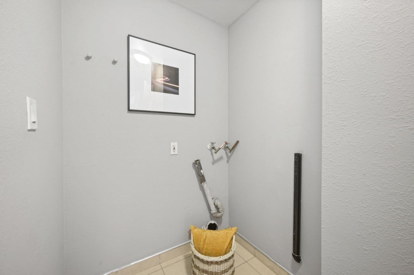 Detail Gallery Image 33 of 50 For 636 Gridley St, San Jose,  CA 95127 - 4 Beds | 2 Baths