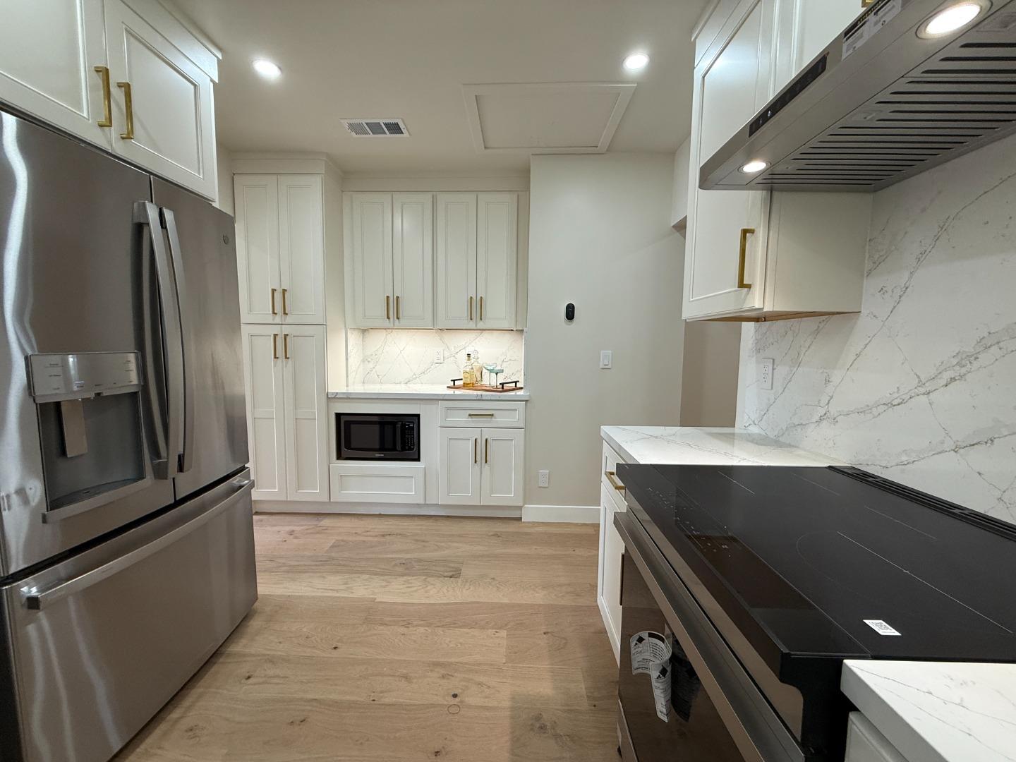 Detail Gallery Image 13 of 33 For 199 S 23rd St, San Jose,  CA 95116 - 4 Beds | 2 Baths