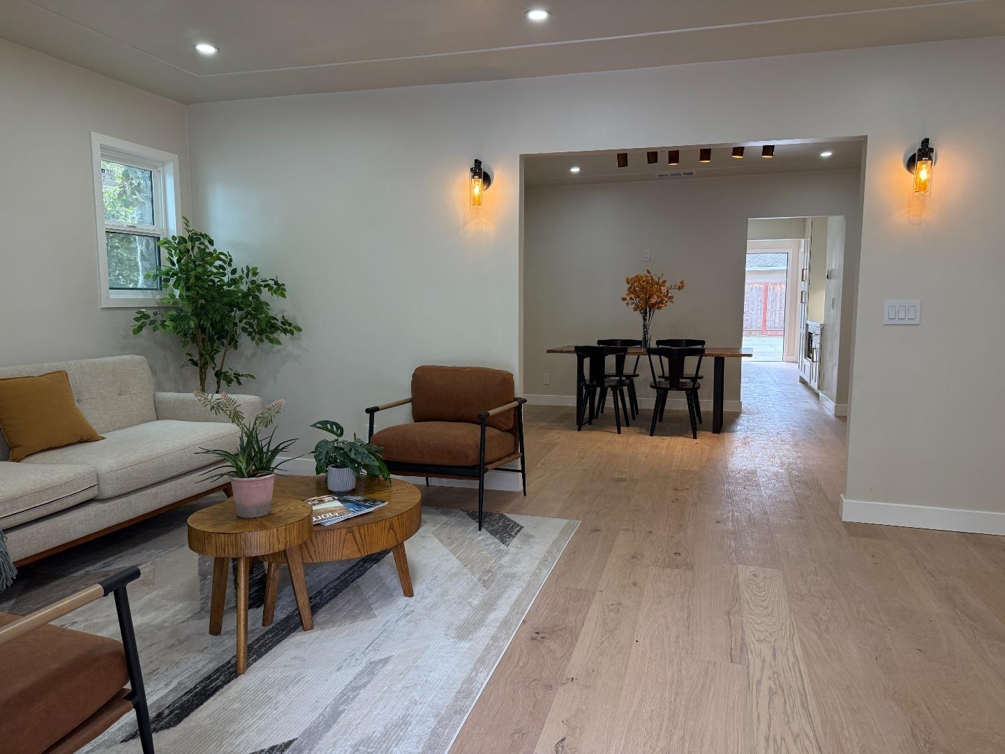 Detail Gallery Image 9 of 33 For 199 S 23rd St, San Jose,  CA 95116 - 4 Beds | 2 Baths