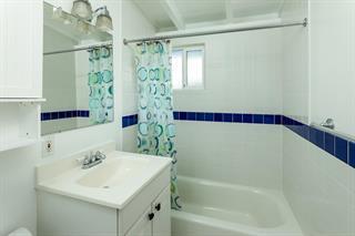 Detail Gallery Image 10 of 20 For 2416 Laura Ln, Mountain View,  CA 94043 - 3 Beds | 2 Baths