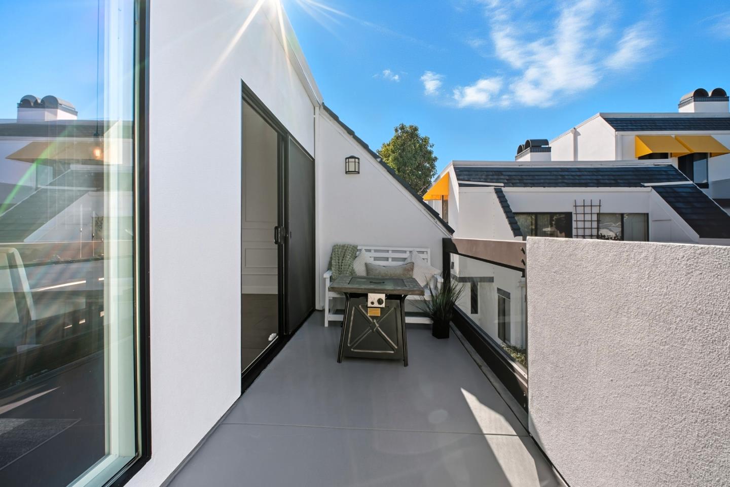 Detail Gallery Image 14 of 65 For 831 Balboa Ln, Foster City,  CA 94404 - 2 Beds | 2 Baths