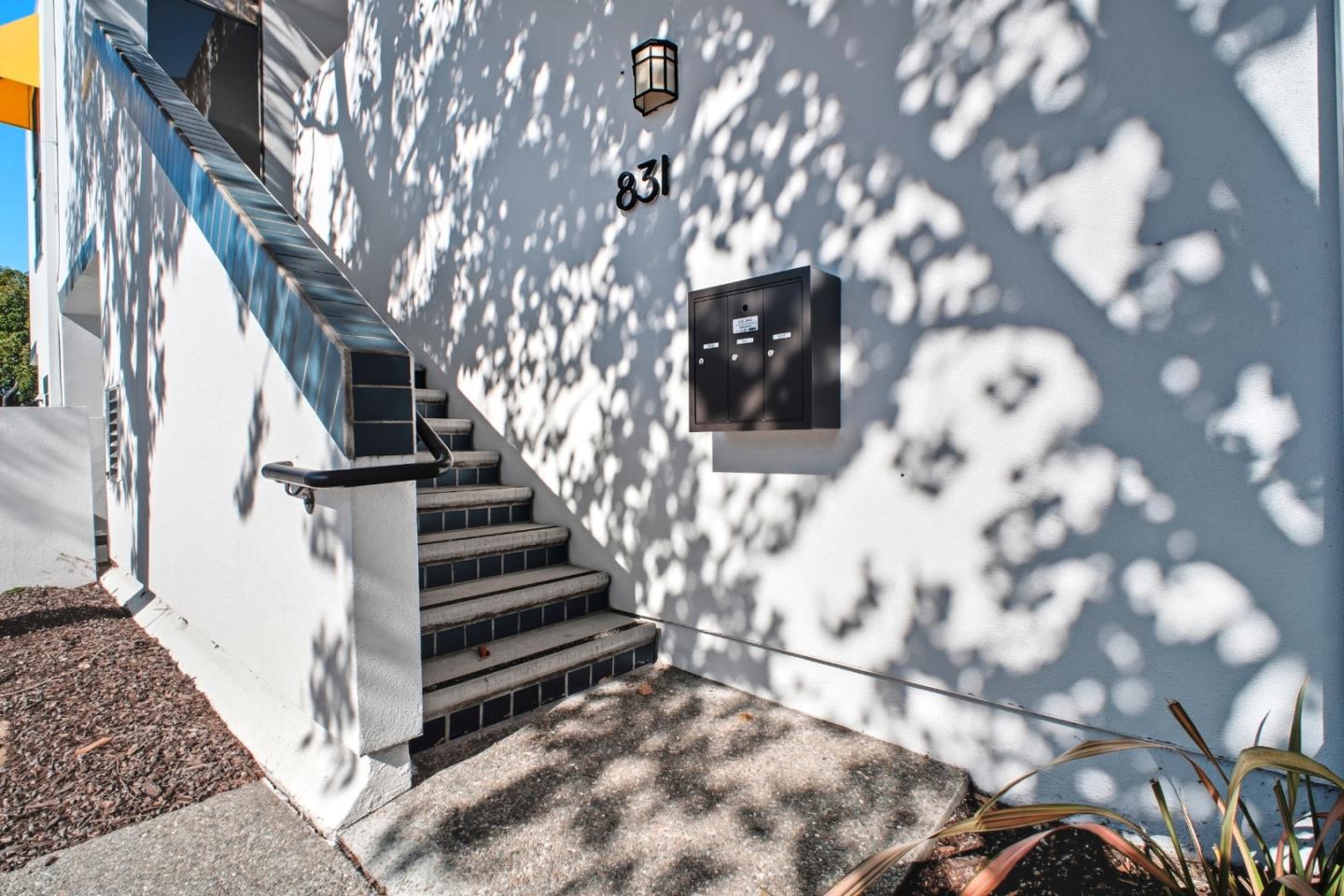 Detail Gallery Image 2 of 65 For 831 Balboa Ln, Foster City,  CA 94404 - 2 Beds | 2 Baths