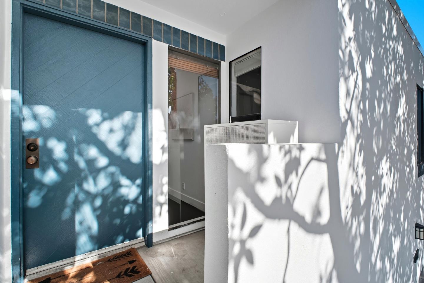 Detail Gallery Image 3 of 65 For 831 Balboa Ln, Foster City,  CA 94404 - 2 Beds | 2 Baths