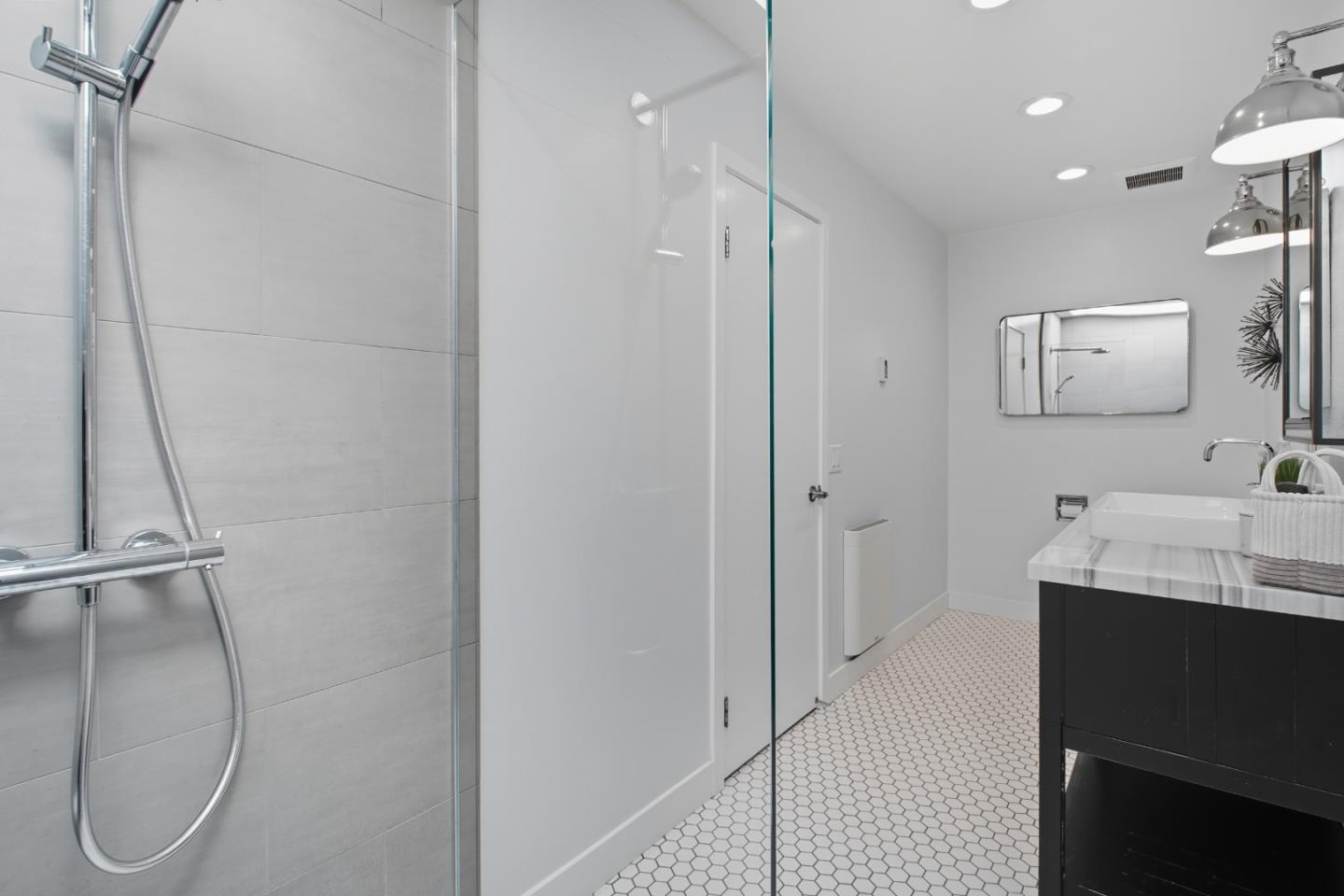 Detail Gallery Image 38 of 65 For 831 Balboa Ln, Foster City,  CA 94404 - 2 Beds | 2 Baths