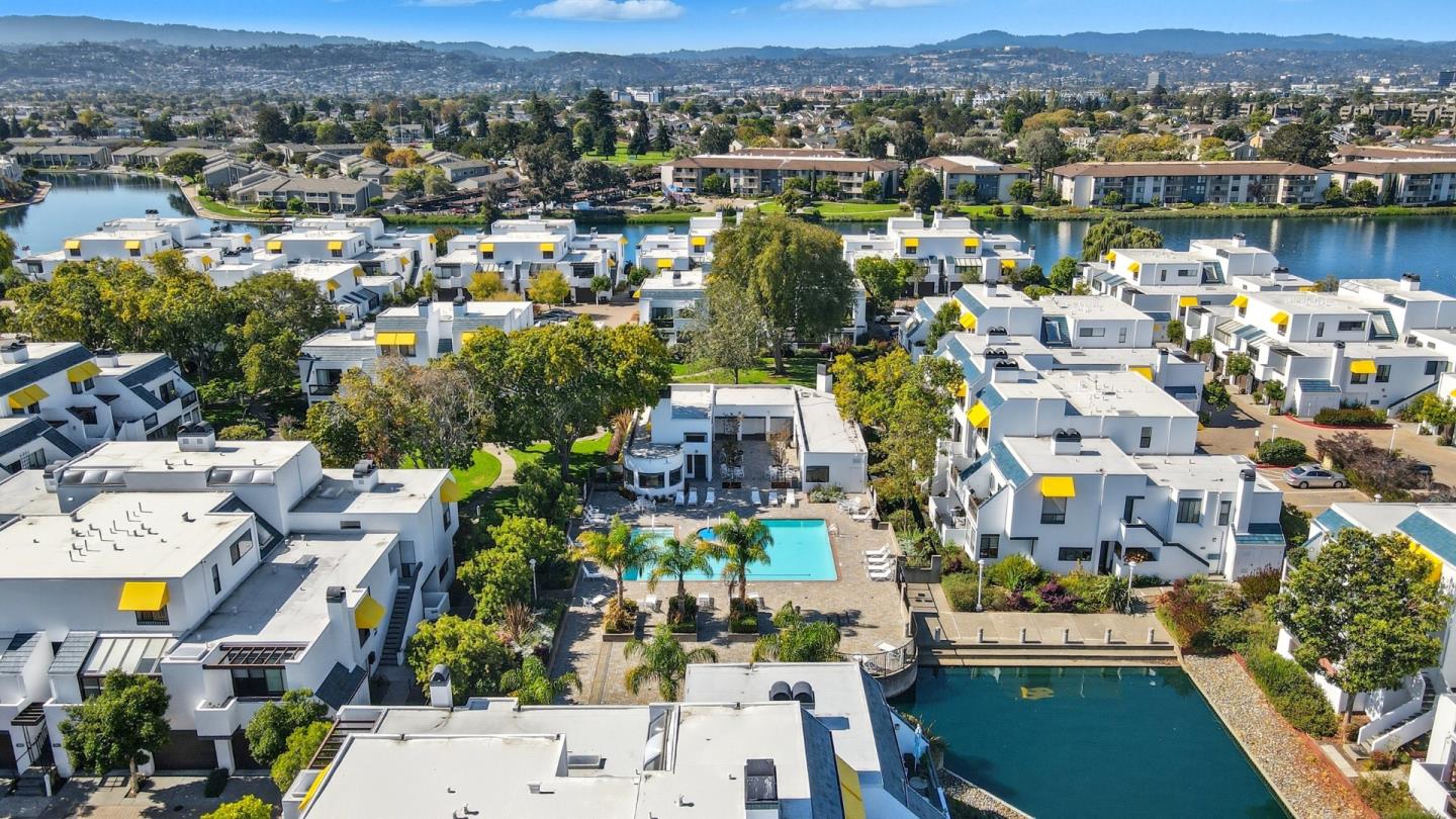 Detail Gallery Image 52 of 65 For 831 Balboa Ln, Foster City,  CA 94404 - 2 Beds | 2 Baths