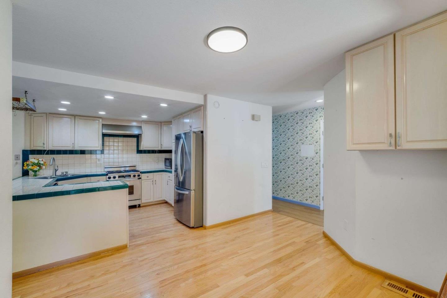 Detail Gallery Image 27 of 44 For 6179 San Gabriel Pl, Rohnert Park,  CA 94928 - 3 Beds | 2 Baths