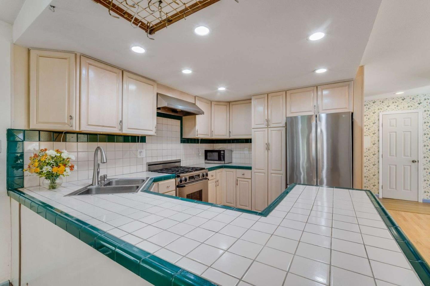 Detail Gallery Image 31 of 44 For 6179 San Gabriel Pl, Rohnert Park,  CA 94928 - 3 Beds | 2 Baths