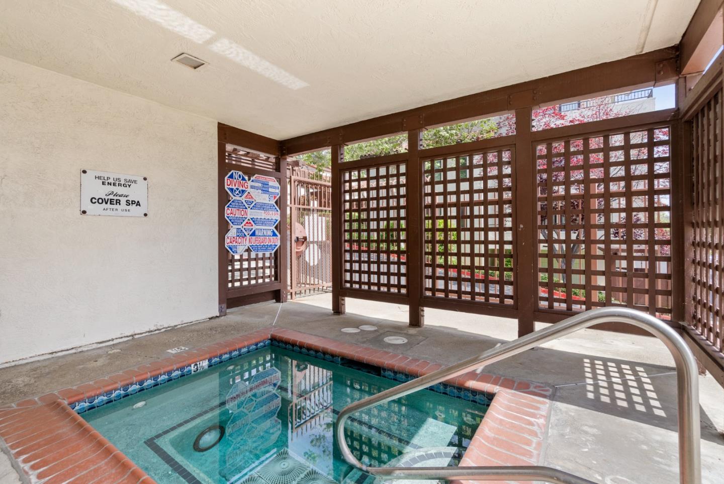 Detail Gallery Image 28 of 39 For 22103 Vista Del Plaza Ln #15,  Hayward,  CA 94541 - 2 Beds | 2 Baths