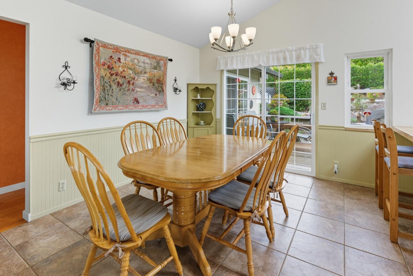 Detail Gallery Image 14 of 42 For 7547 Arden Way, Aptos,  CA 95003 - 3 Beds | 2 Baths