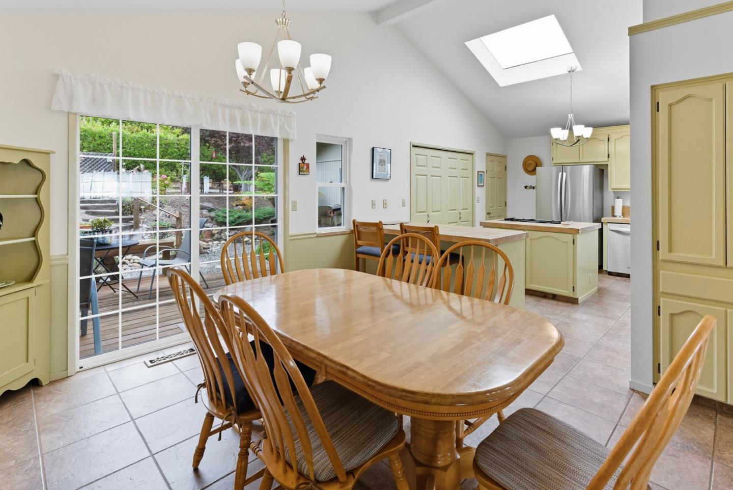 Detail Gallery Image 17 of 42 For 7547 Arden Way, Aptos,  CA 95003 - 3 Beds | 2 Baths