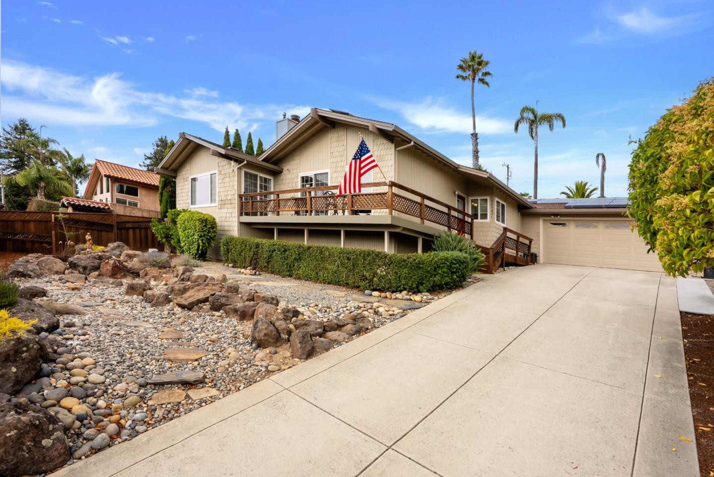 Detail Gallery Image 4 of 42 For 7547 Arden Way, Aptos,  CA 95003 - 3 Beds | 2 Baths