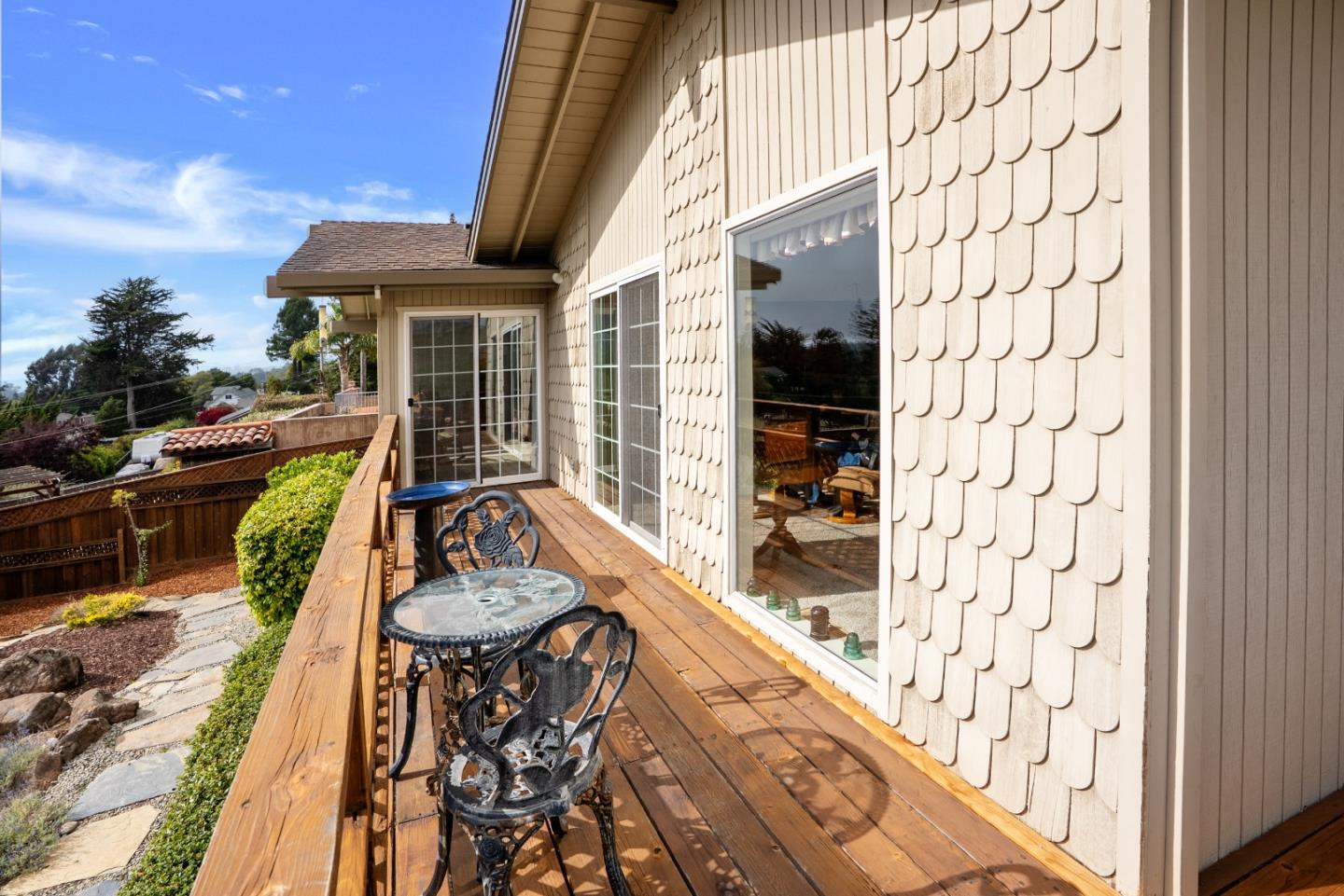 Detail Gallery Image 6 of 42 For 7547 Arden Way, Aptos,  CA 95003 - 3 Beds | 2 Baths