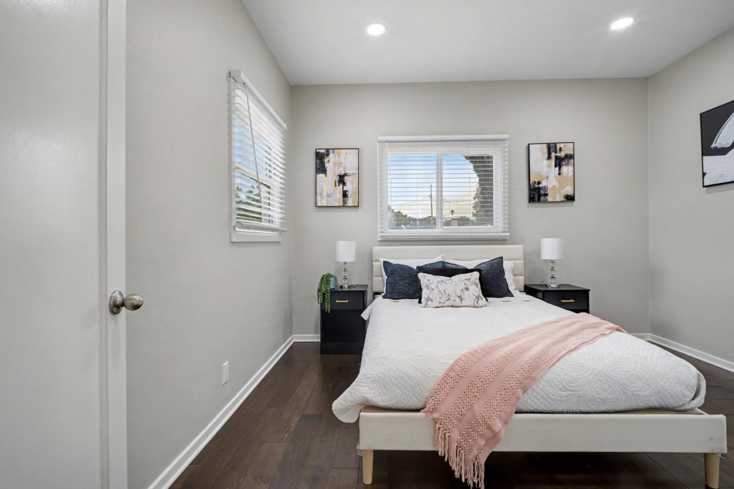 Detail Gallery Image 22 of 39 For 670 N 14th St, San Jose,  CA 95112 - 2 Beds | 2 Baths