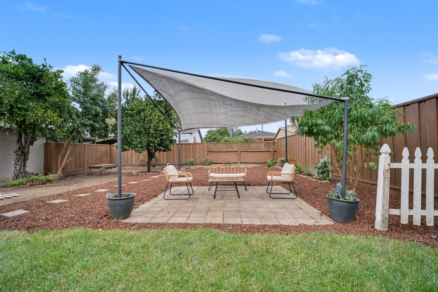 Detail Gallery Image 31 of 39 For 670 N 14th St, San Jose,  CA 95112 - 2 Beds | 2 Baths