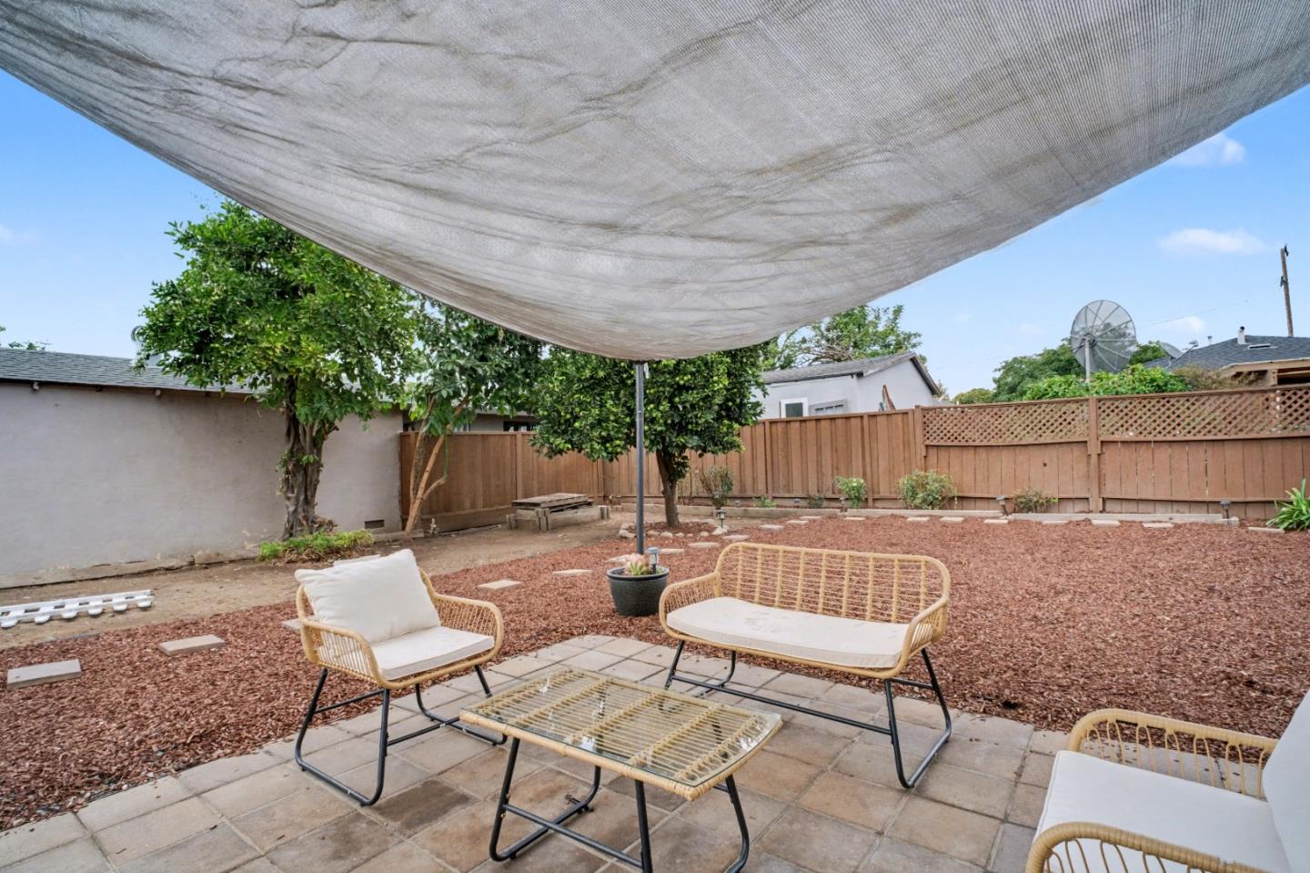 Detail Gallery Image 35 of 39 For 670 N 14th St, San Jose,  CA 95112 - 2 Beds | 2 Baths