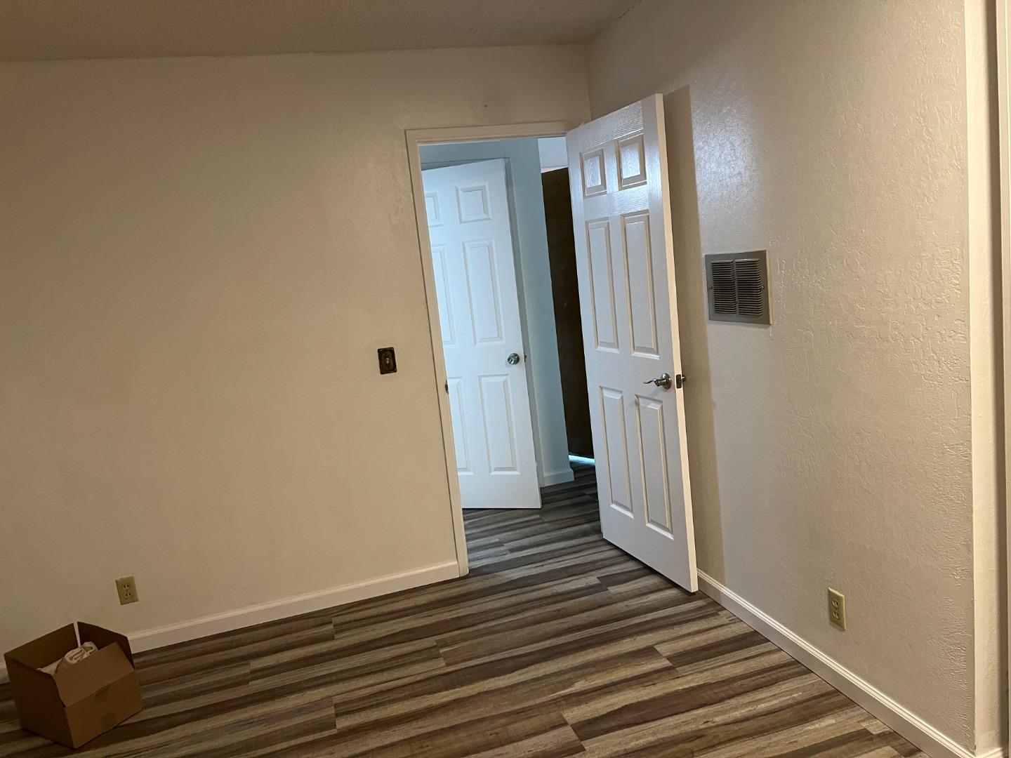 Detail Gallery Image 22 of 32 For 431 E Saint John St, San Jose,  CA 95112 - – Beds | – Baths