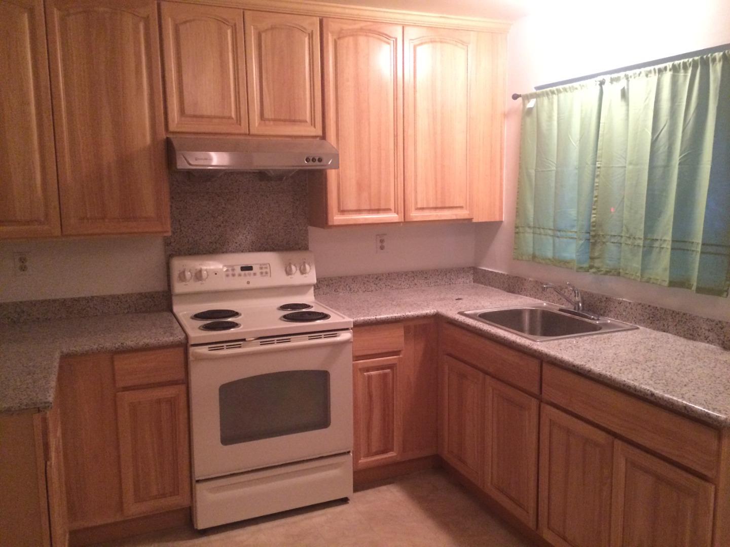 Detail Gallery Image 5 of 32 For 431 E Saint John St, San Jose,  CA 95112 - – Beds | – Baths