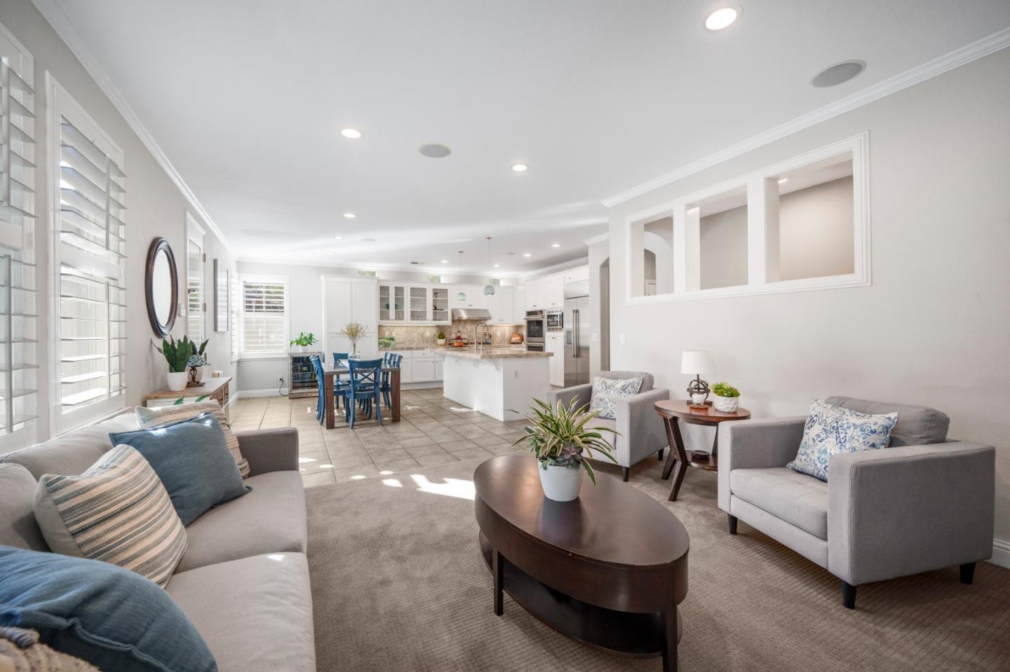 Detail Gallery Image 13 of 41 For 16895 Cabernet Ct, Morgan Hill,  CA 95037 - 4 Beds | 3/1 Baths