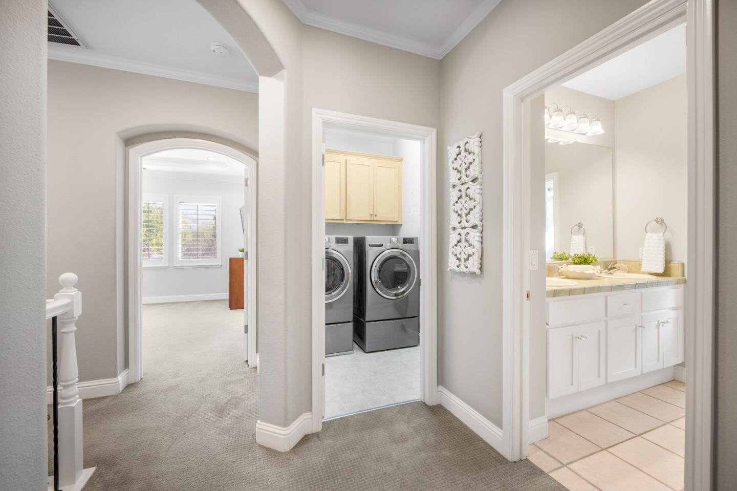 Detail Gallery Image 14 of 41 For 16895 Cabernet Ct, Morgan Hill,  CA 95037 - 4 Beds | 3/1 Baths