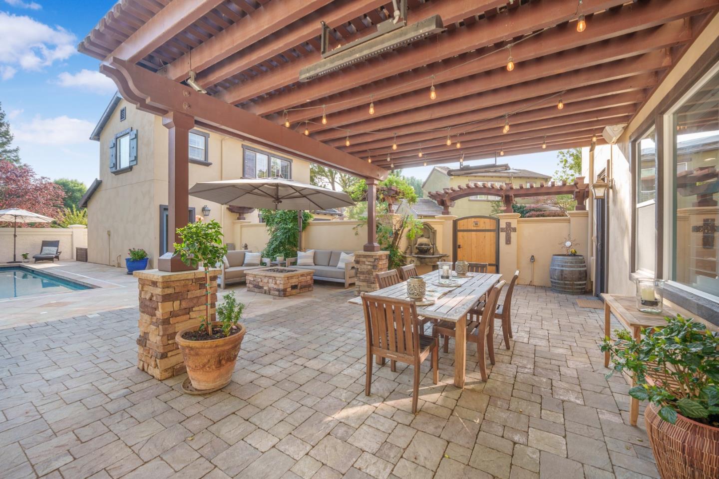 Detail Gallery Image 33 of 41 For 16895 Cabernet Ct, Morgan Hill,  CA 95037 - 4 Beds | 3/1 Baths