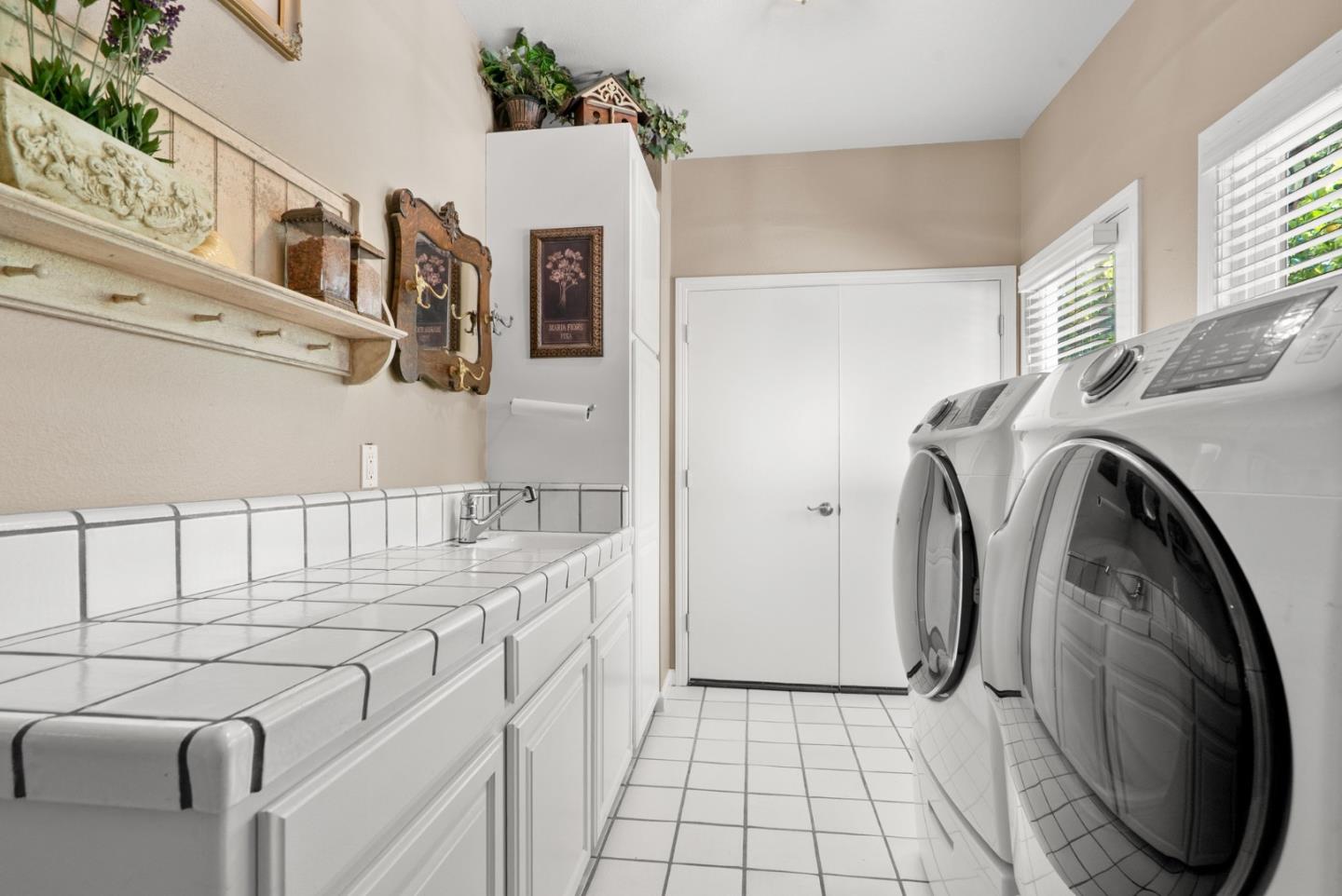 Detail Gallery Image 45 of 64 For 210 Moore Creek Rd, Santa Cruz,  CA 95060 - 4 Beds | 3 Baths