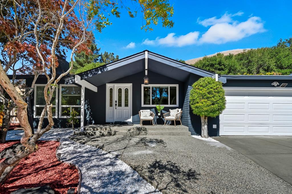 Detail Gallery Image 2 of 32 For 2563 Patra Dr, El Sobrante,  CA 94803 - 3 Beds | 2 Baths