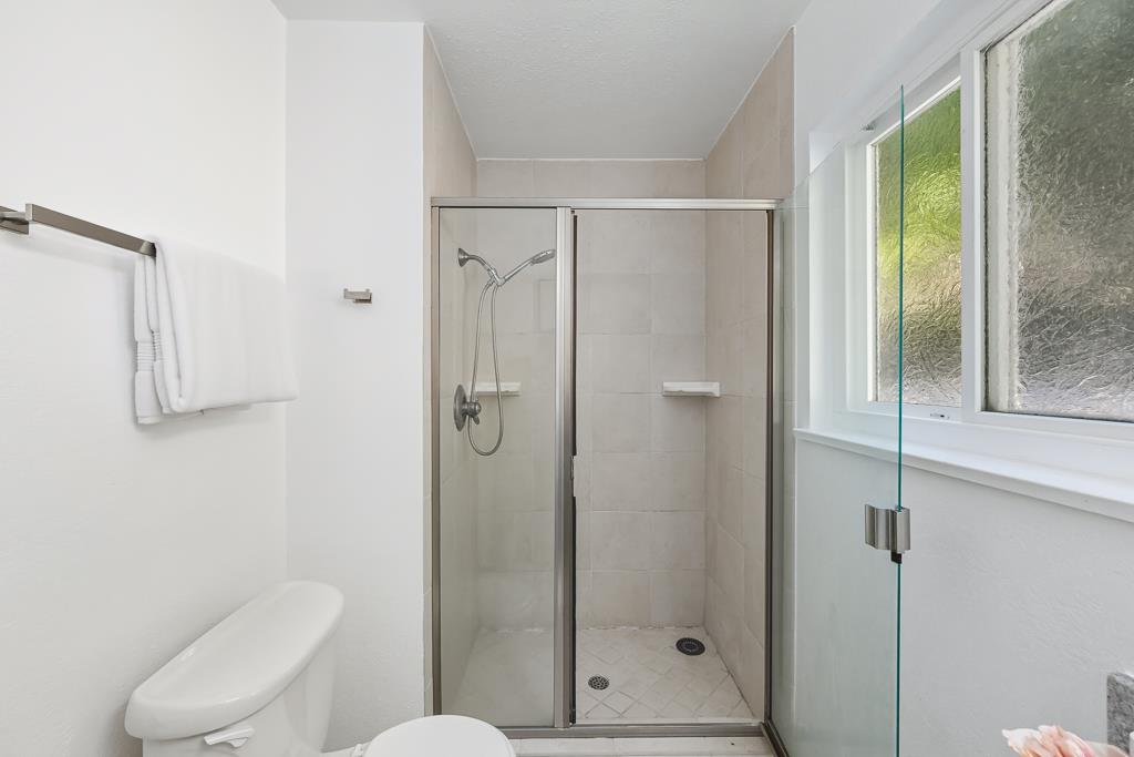 Detail Gallery Image 24 of 32 For 2563 Patra Dr, El Sobrante,  CA 94803 - 3 Beds | 2 Baths