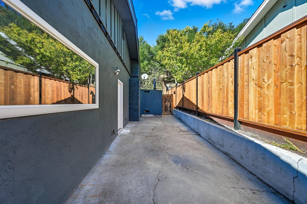 Detail Gallery Image 31 of 32 For 2563 Patra Dr, El Sobrante,  CA 94803 - 3 Beds | 2 Baths