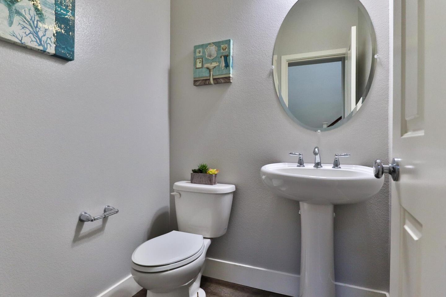 Detail Gallery Image 12 of 59 For 9938 Bobcat Ct, Gilroy,  CA 95020 - 4 Beds | 3/1 Baths