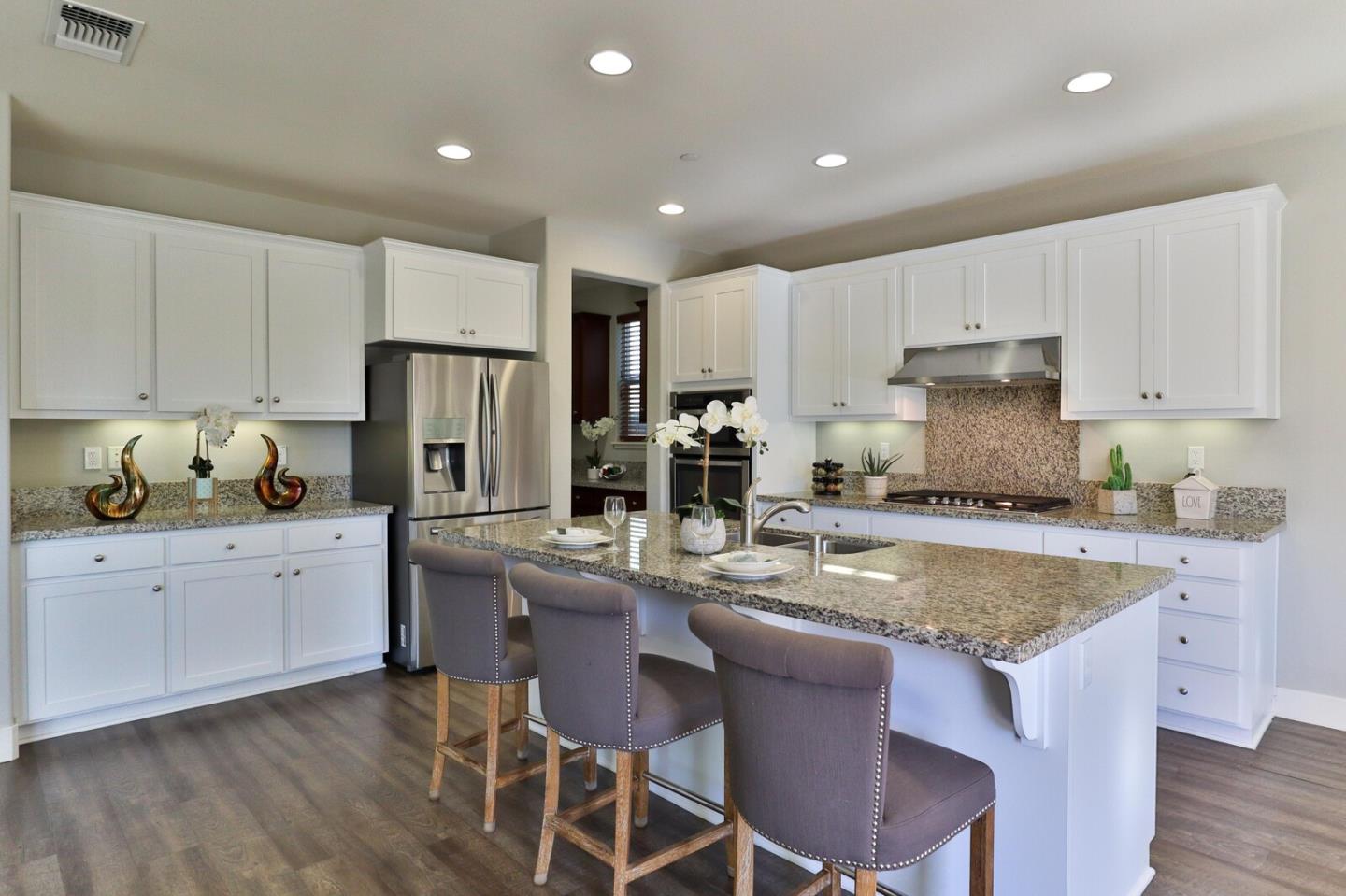 Detail Gallery Image 20 of 59 For 9938 Bobcat Ct, Gilroy,  CA 95020 - 4 Beds | 3/1 Baths