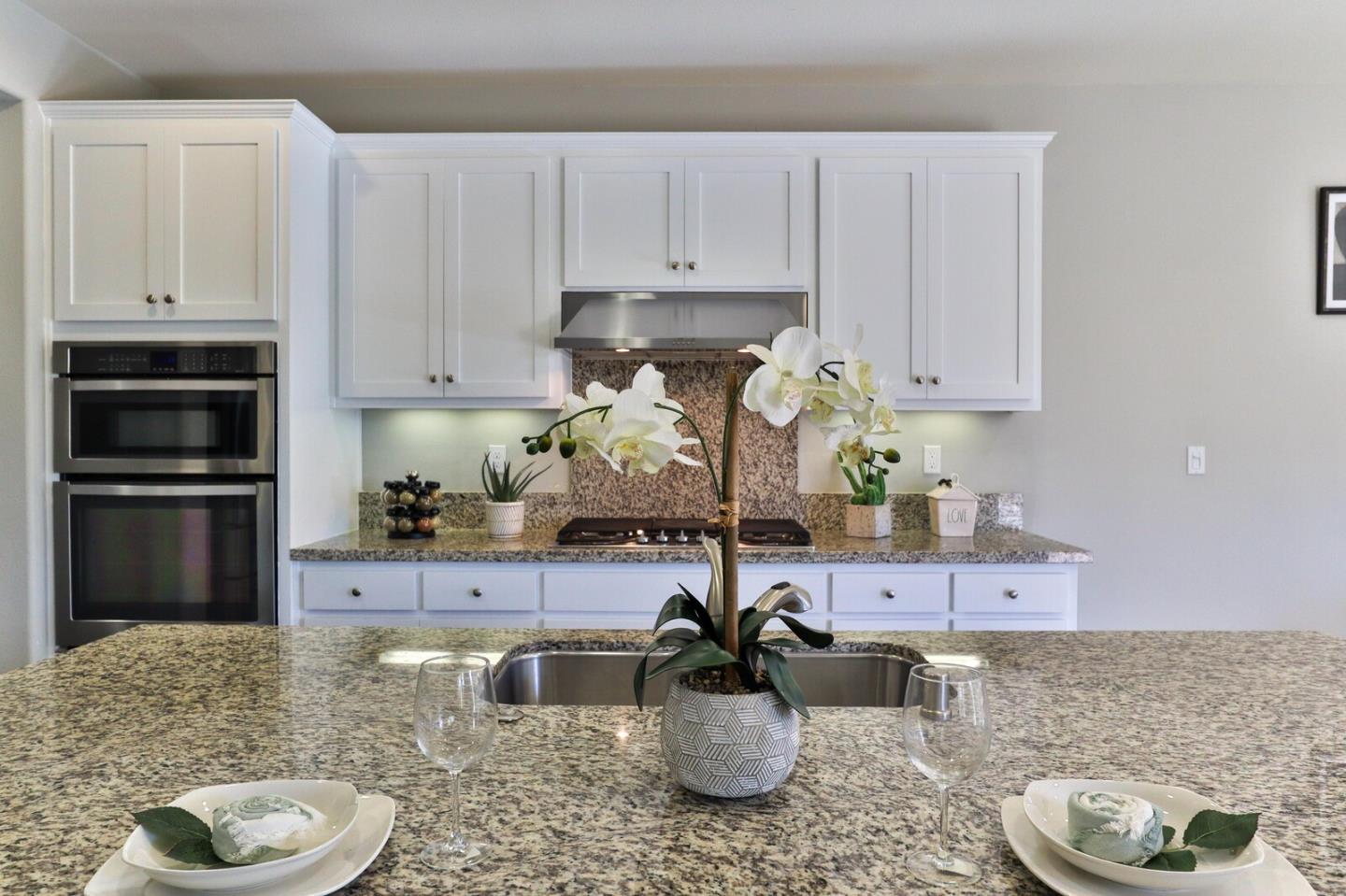 Detail Gallery Image 22 of 59 For 9938 Bobcat Ct, Gilroy,  CA 95020 - 4 Beds | 3/1 Baths