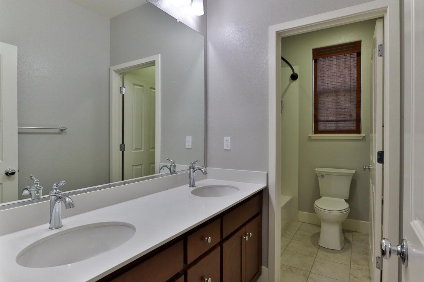 Detail Gallery Image 42 of 59 For 9938 Bobcat Ct, Gilroy,  CA 95020 - 4 Beds | 3/1 Baths