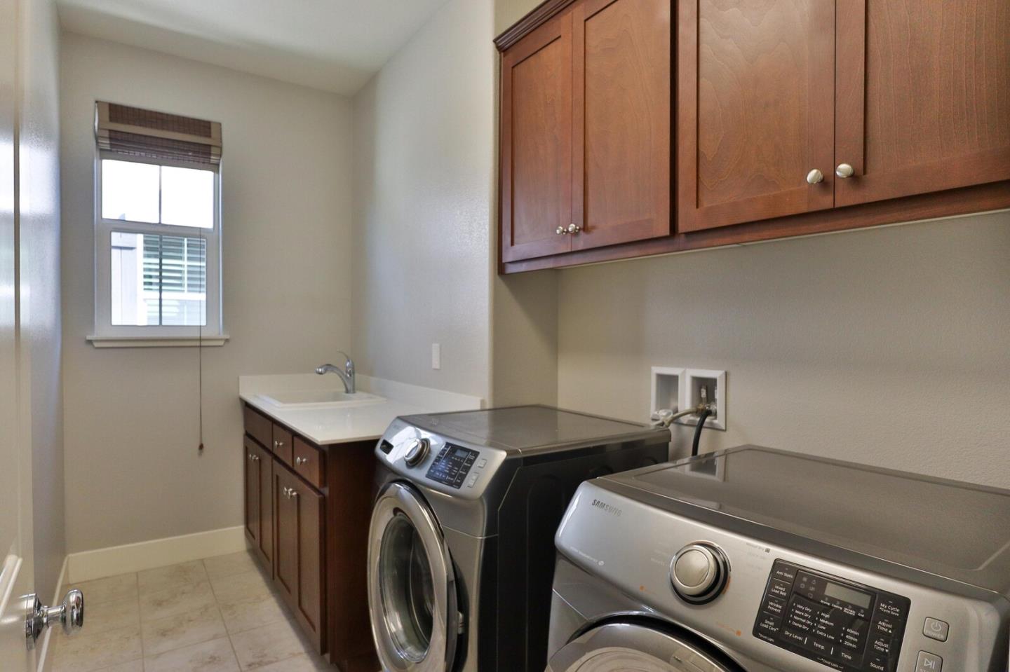 Detail Gallery Image 45 of 59 For 9938 Bobcat Ct, Gilroy,  CA 95020 - 4 Beds | 3/1 Baths