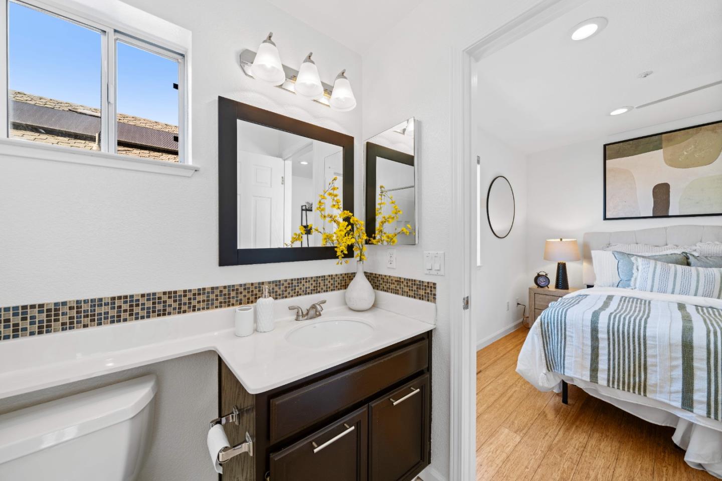 Detail Gallery Image 37 of 47 For 1308 Yarmouth Ter, Sunnyvale,  CA 94087 - 4 Beds | 2/1 Baths