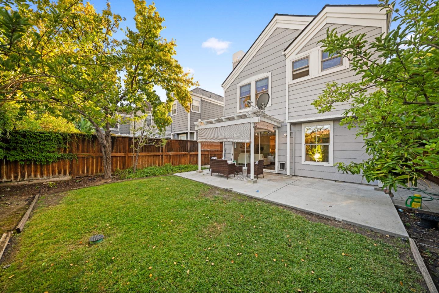 Detail Gallery Image 43 of 47 For 1308 Yarmouth Ter, Sunnyvale,  CA 94087 - 4 Beds | 2/1 Baths