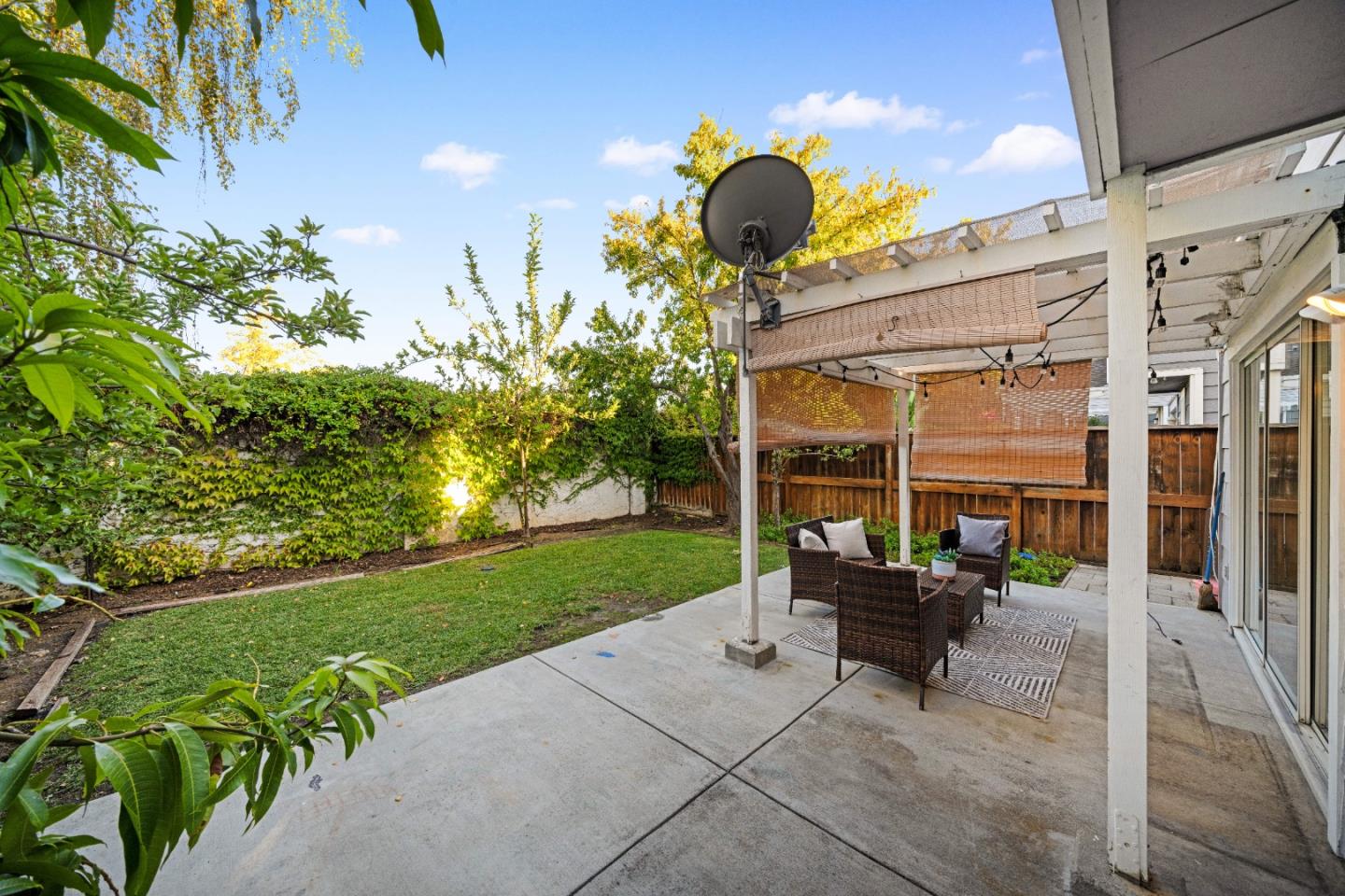 Detail Gallery Image 45 of 47 For 1308 Yarmouth Ter, Sunnyvale,  CA 94087 - 4 Beds | 2/1 Baths