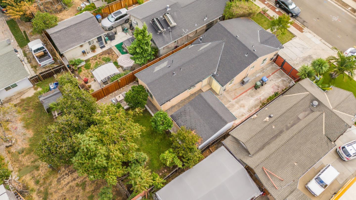 Detail Gallery Image 39 of 42 For 1565 E Saint James St, San Jose,  CA 95116 - 4 Beds | 2/1 Baths