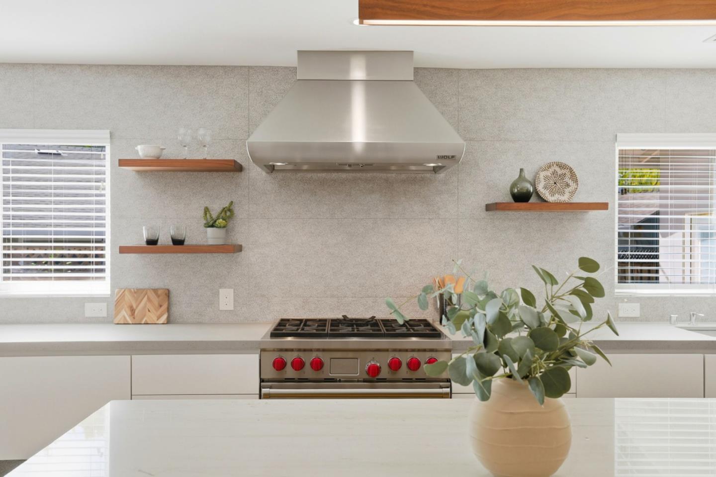 Detail Gallery Image 14 of 58 For 1244 Elderberry Dr, Sunnyvale,  CA 94087 - 4 Beds | 3/1 Baths