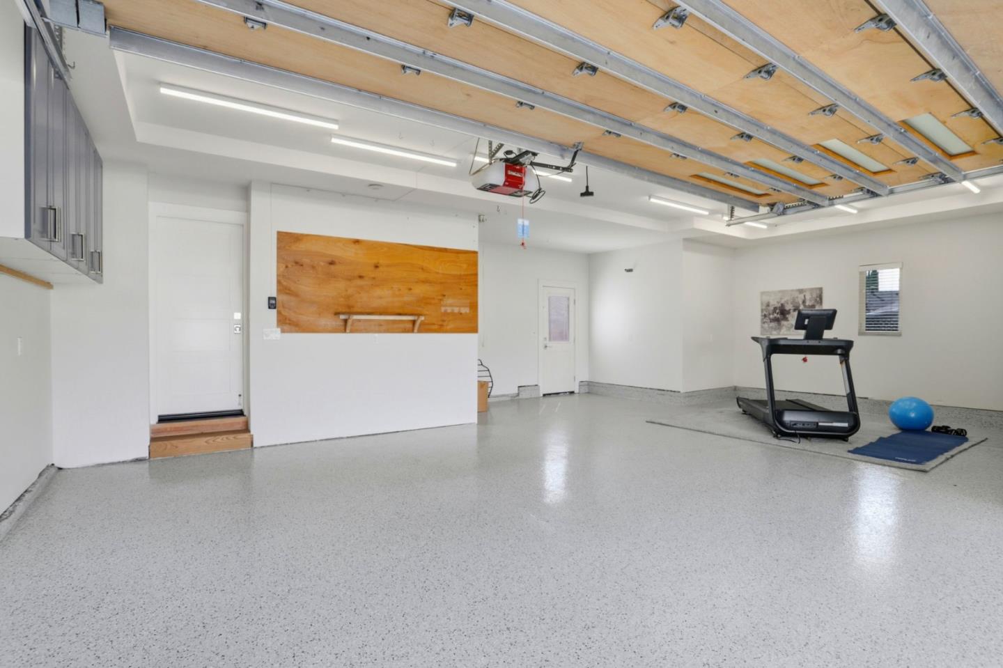 Detail Gallery Image 41 of 58 For 1244 Elderberry Dr, Sunnyvale,  CA 94087 - 4 Beds | 3/1 Baths