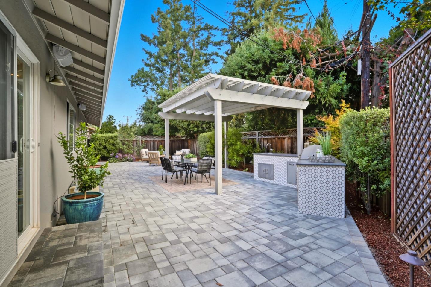 Detail Gallery Image 46 of 58 For 1244 Elderberry Dr, Sunnyvale,  CA 94087 - 4 Beds | 3/1 Baths