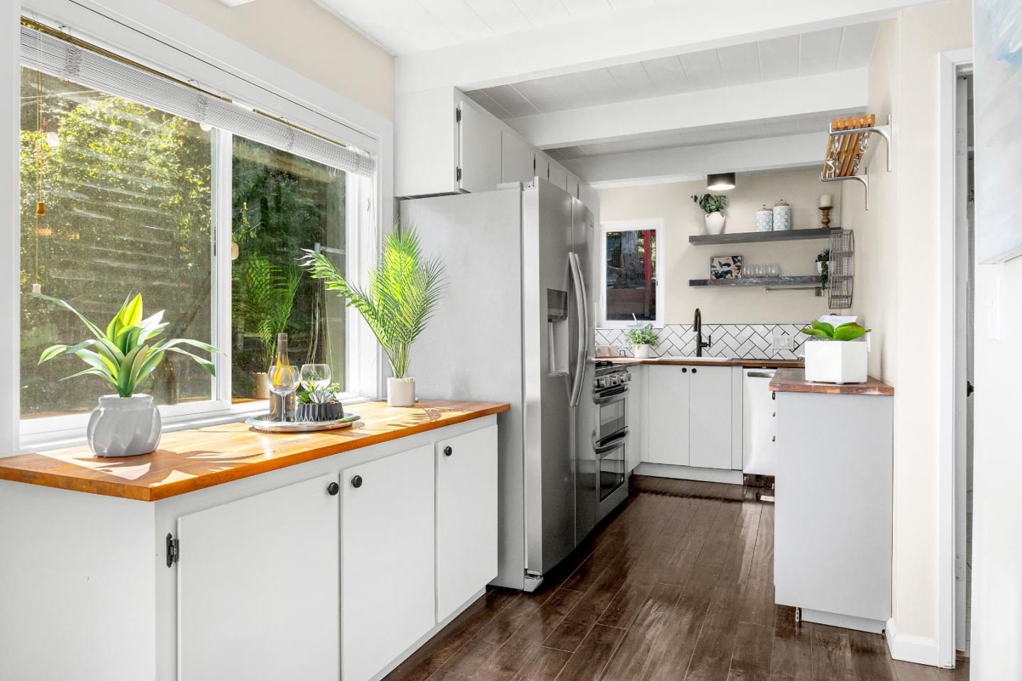 Detail Gallery Image 10 of 48 For 518 Encino Dr, Aptos,  CA 95003 - 3 Beds | 1/1 Baths