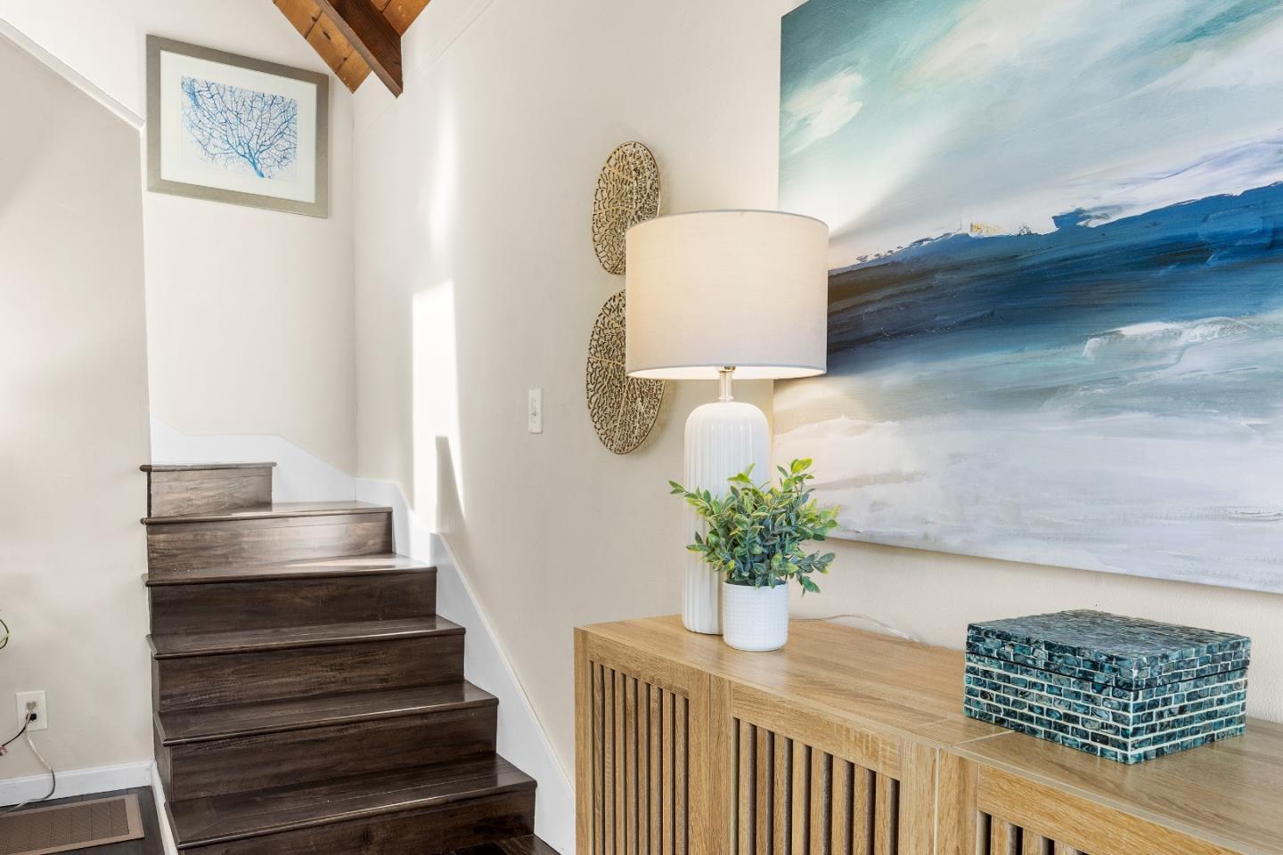 Detail Gallery Image 19 of 48 For 518 Encino Dr, Aptos,  CA 95003 - 3 Beds | 1/1 Baths