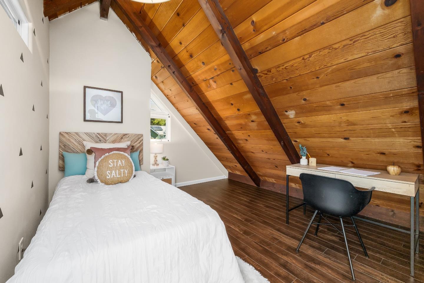 Detail Gallery Image 25 of 48 For 518 Encino Dr, Aptos,  CA 95003 - 3 Beds | 1/1 Baths